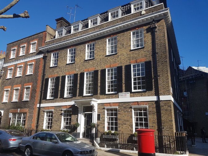 unmutualwebsite's tweet image. DON'T FORGET! This weekend (23rd to 25th May) sees a weekend of Prisoner-related events including on Sunday 25th Dave Lally's London locations walking tour for 'The Prisoner'. Incl. underground car parks, resignation corridor, Six's house, & more! Details theunmutual.co.uk/events.htm