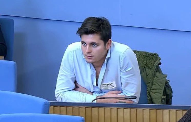 herqles_es's tweet photo. 🇪🇸 | El Gobierno presentará mañana una Reforma del Reglamento del Congreso para expulsar a los dos periodistas no afines que quedan. 

Lo hará además con el apoyo de las asociaciones de 'periodistas' parlamentarios. https://t.co/3r9XsWBSUt