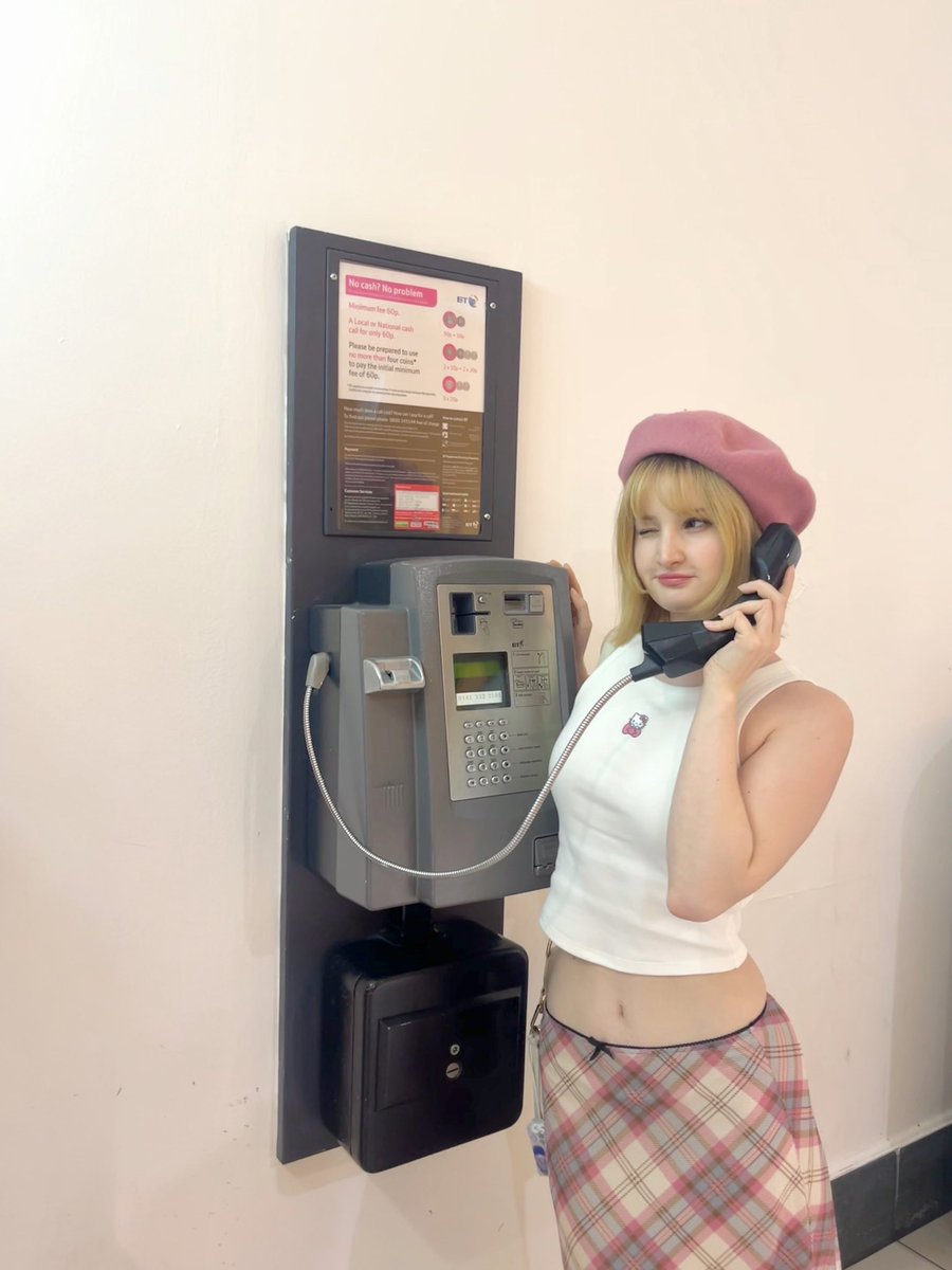 bunnedi's tweet photo. hello hello bby 🩷 #OOTD #HelloKitty #fashionstyle #hellokittygirl https://t.co/cbRVWcp7c2