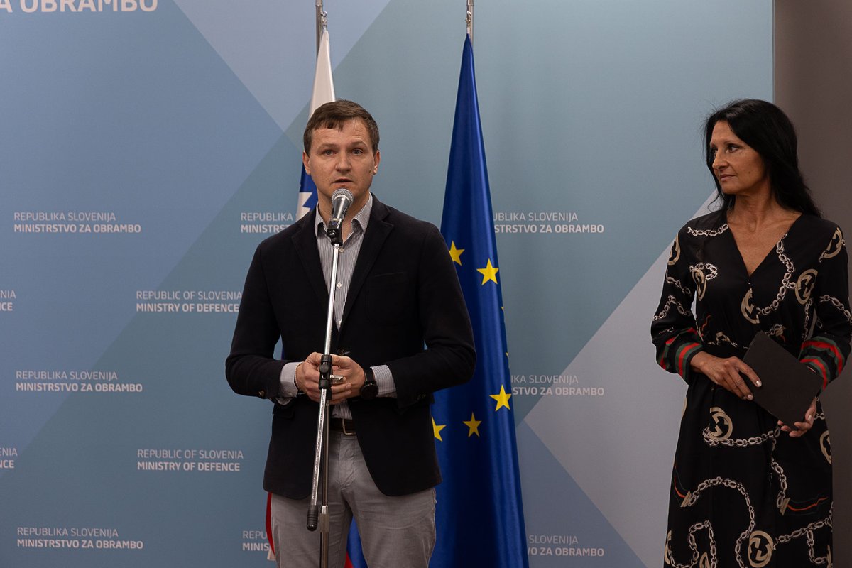 Ministrstvo za obrambo RS tweet media