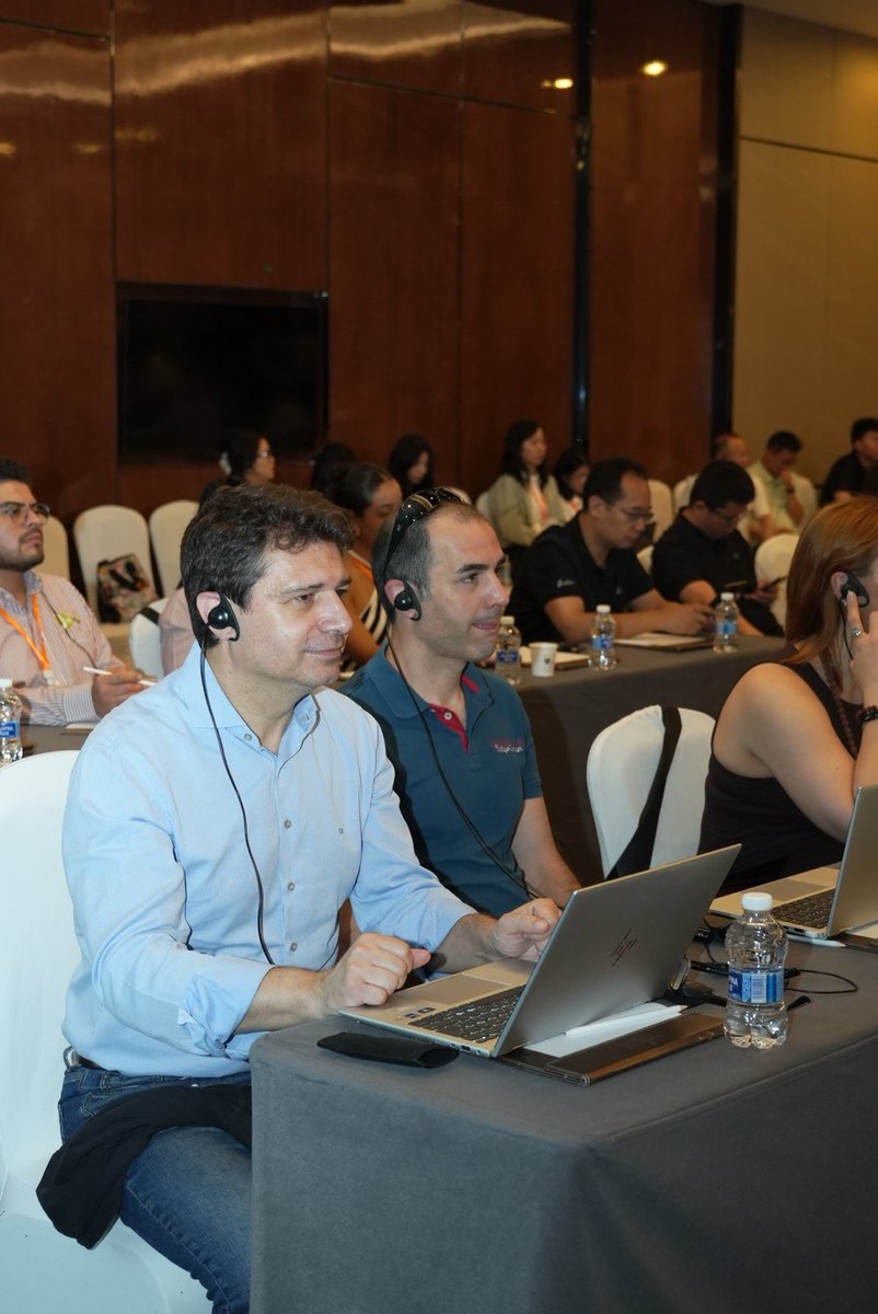 CIVChiuVention's tweet image. Two major highlights from ChiuVention:
🌍 Global Distributor Conference – Connecting with partners, sharing knowledge, building the future of textile testing.
🤖 AI Empowerment Forum – Exploring how AI drives innovation in testing &amp;amp; inspection.
#SmartTesting #AIinTextiles