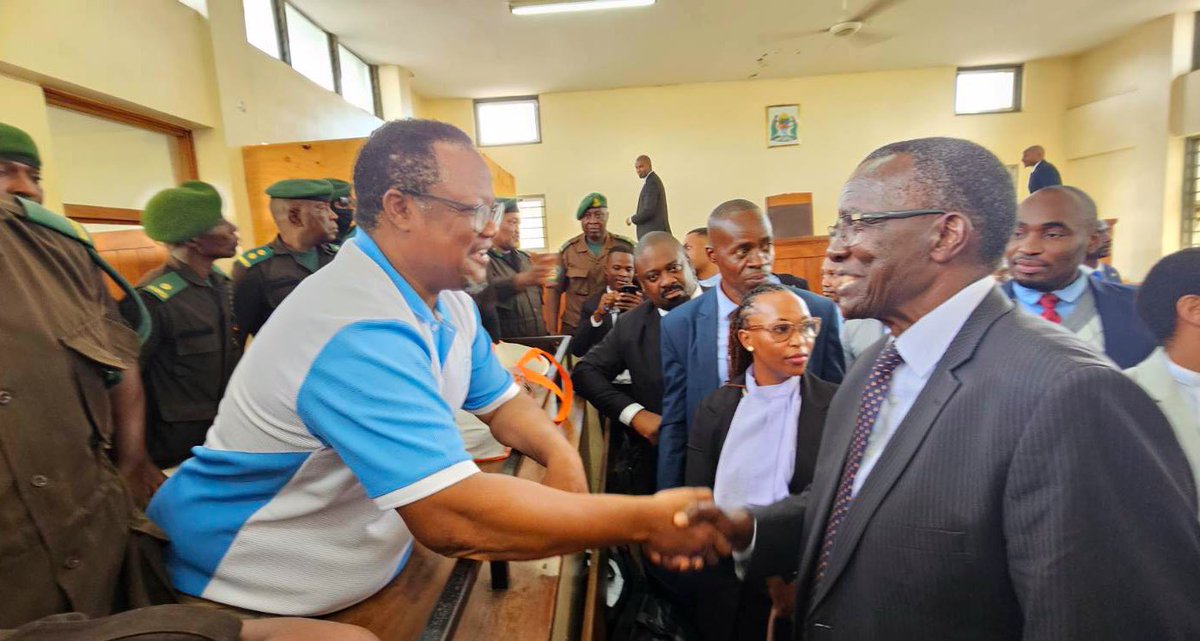 Maria Sarungi Tsehai (@mariastsehai) on Twitter photo Thank you Former CJ <a href="/dkmaraga/">David Maraga</a> 🙏🏽
Injustice to One is injustice to All
We appreciate your solidarity in observing such an important case
<a href="/SuluhuSamia/">Samia Suluhu</a> ulitaka kuzuia picha kama hii ndo ukaanza kukamata high profile Kenyans - sasa kiko wapi? 🤣
Hii spirit ya 🇰🇪 tuchote kidogo Thank you Former CJ <a href="/dkmaraga/">David Maraga</a> 🙏🏽
Injustice to One is injustice to All
We appreciate your solidarity in observing such an important case
<a href="/SuluhuSamia/">Samia Suluhu</a> ulitaka kuzuia picha kama hii ndo ukaanza kukamata high profile Kenyans - sasa kiko wapi? 🤣
Hii spirit ya 🇰🇪 tuchote kidogo