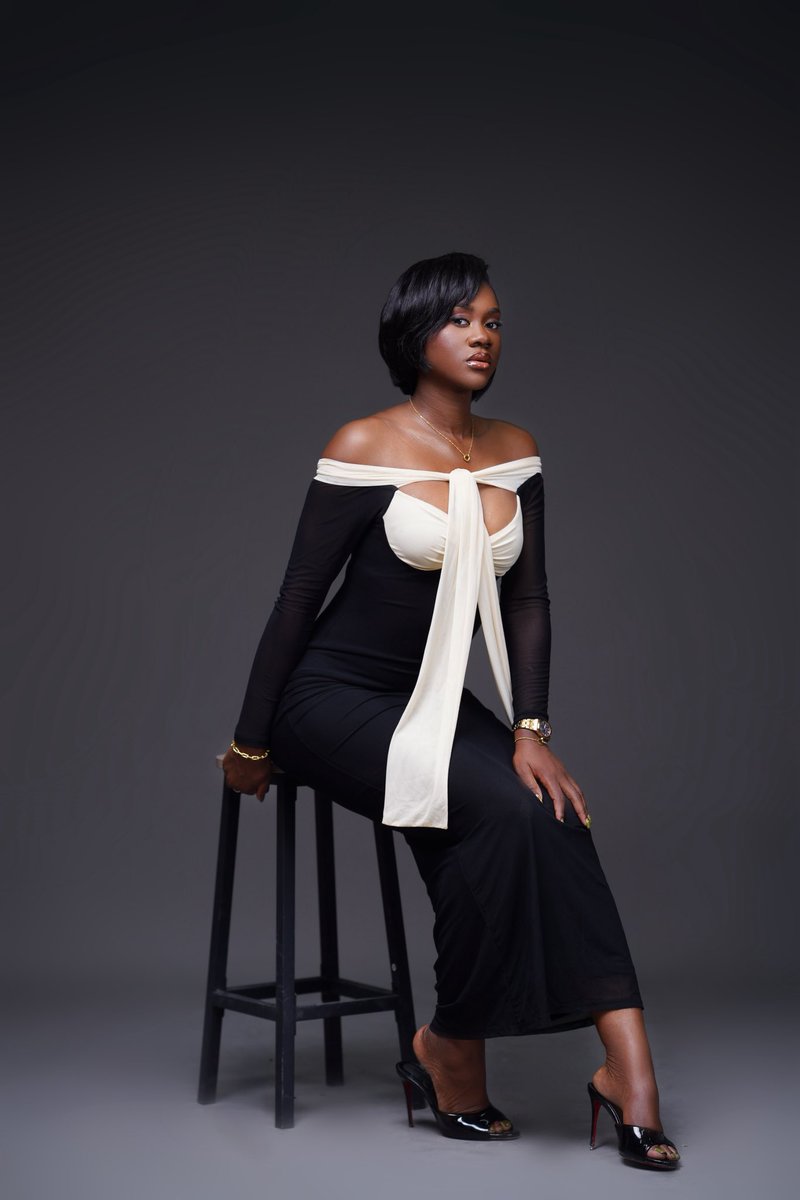 TheMemory_CD's tweet photo. Photoshoot with Britany B. • Mai 2025 https://t.co/ueNcQLtUXz