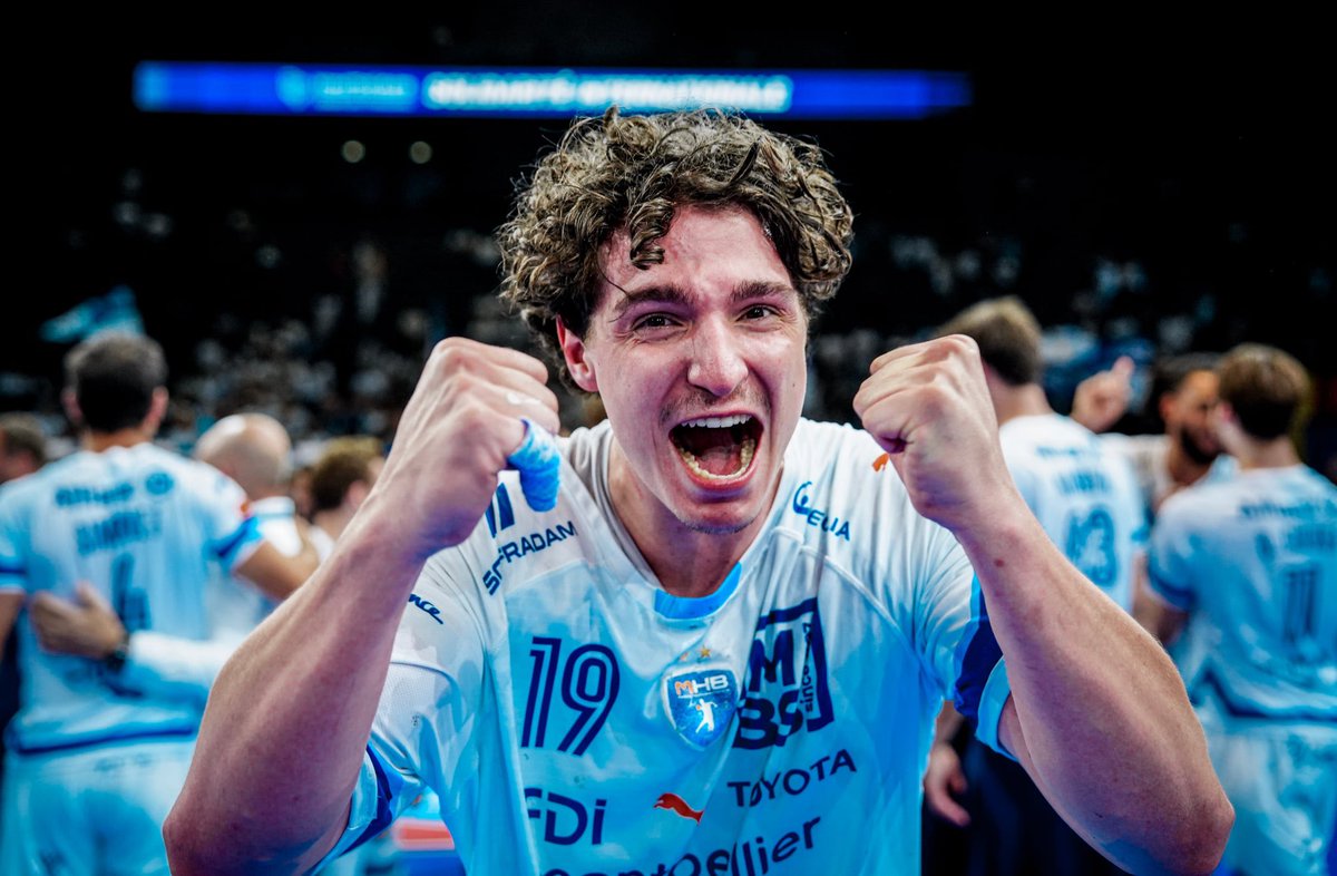 mhbofficiel's tweet image. Il y a des lundis moins difficiles que d’autres… 𝑸𝒖𝒆𝒍𝒍𝒆 𝒆́𝒎𝒐𝒕𝒊𝒐𝒏 ! 🥲

Rendez-vous ce soir à 18h Place de la Comédie à Montpellier pour accueillir nos champions !

#MontpellierBrille