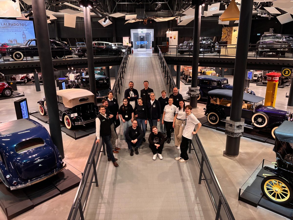 Rīgas Motormuzejs (@motormuzejs) on Twitter photo Paldies katram no 7081 apmeklētājiem Rīgā un 2005 Bauskas filiālē par interesi seno spēkratu vēstures izzināšanā. <a href="/muzeju_nakts/">Muzeju nakts Latvijā</a>
#muzejunakts2025 Paldies katram no 7081 apmeklētājiem Rīgā un 2005 Bauskas filiālē par interesi seno spēkratu vēstures izzināšanā. <a href="/muzeju_nakts/">Muzeju nakts Latvijā</a>
#muzejunakts2025