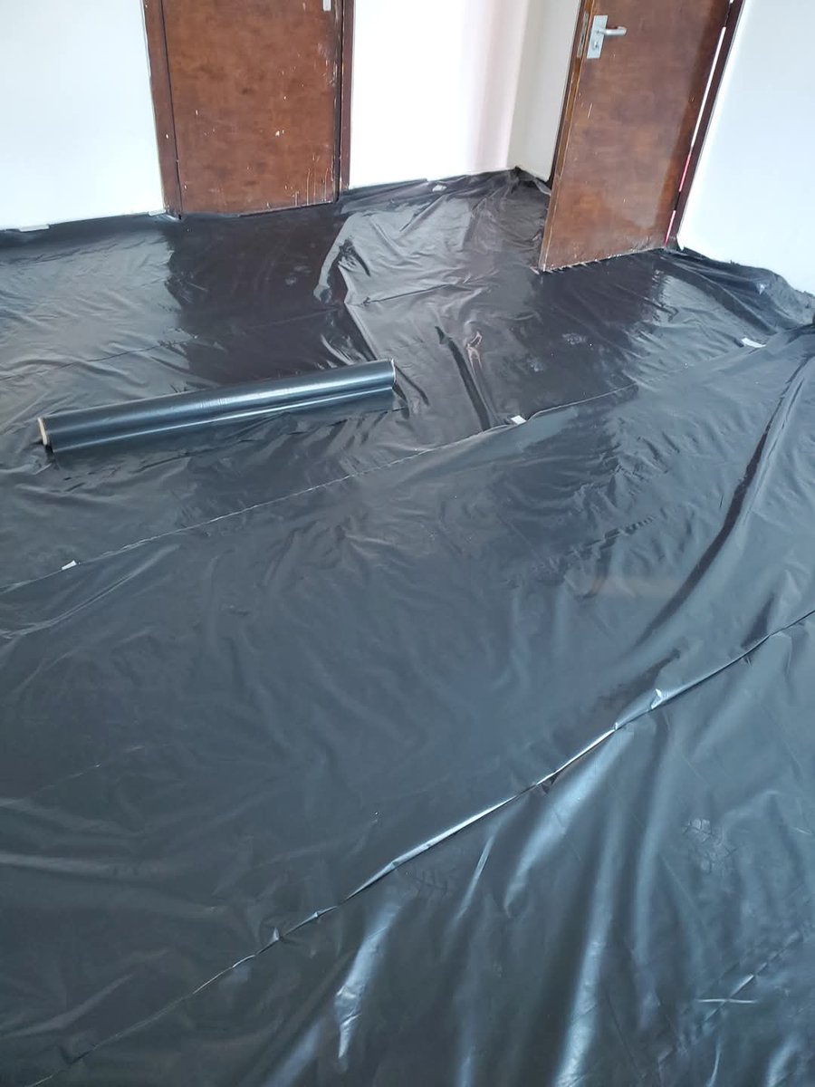PURECOLOUR10's tweet photo. Master in All finishes 
Skimming 
Painting
Tiling 
Get in touch with us on 078 586 0144/071 410 071 410 5932 https://t.co/xnKhlDBaRQ