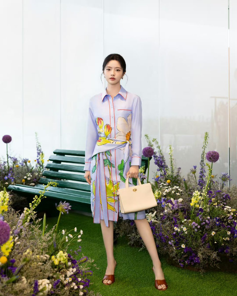 250519 Vogue Plus Weibo Update #徐若晗 #XURUOHAN https://t.co/RG6hK9jXoi