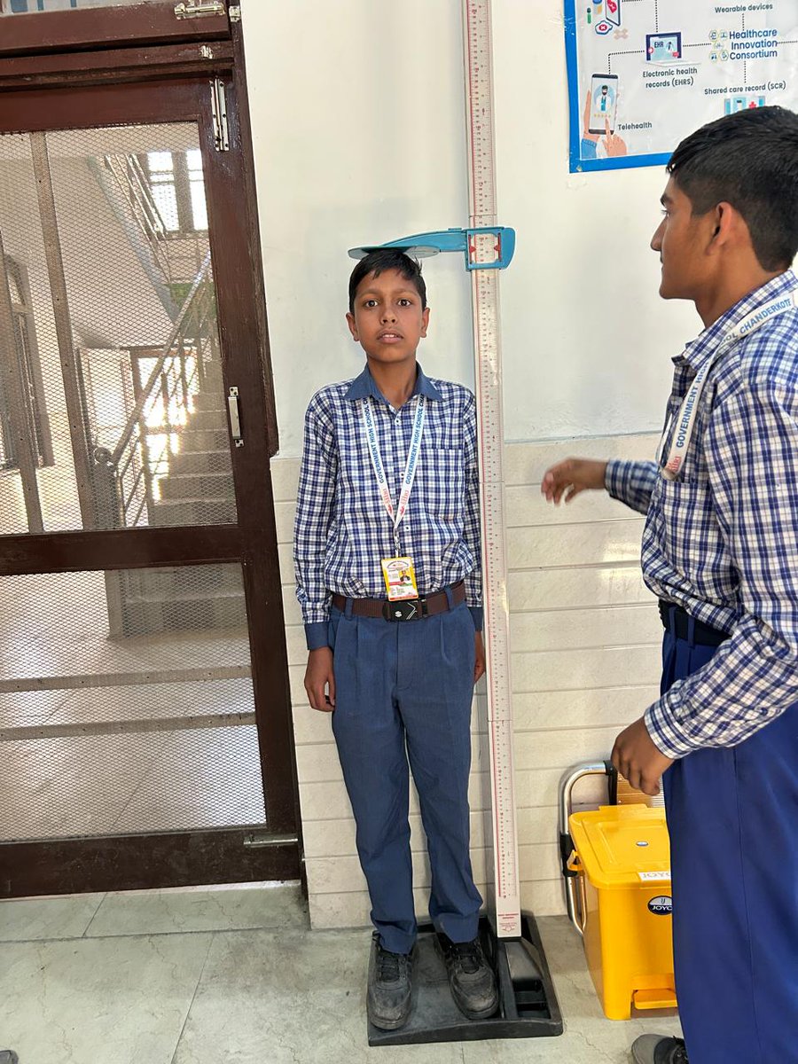 PM Shri GHS Chanderkote tweet media