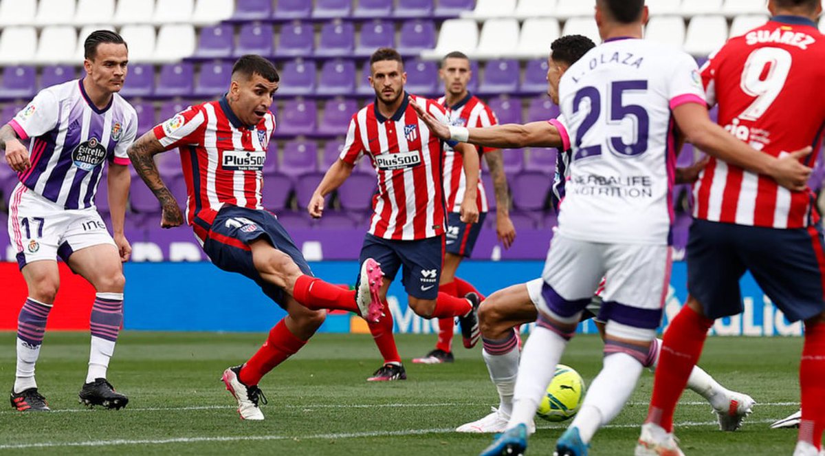 He de decir que había temporadas que lo quería fuera, he de decir que ha habido partidos que me ha desesperado.
Pero también he de decir que SU puntín ha sido de los goles que más he celebrado en la vida y que ayer se me escapó una lágrima con su despedida. GRACIAS por tanto❤️