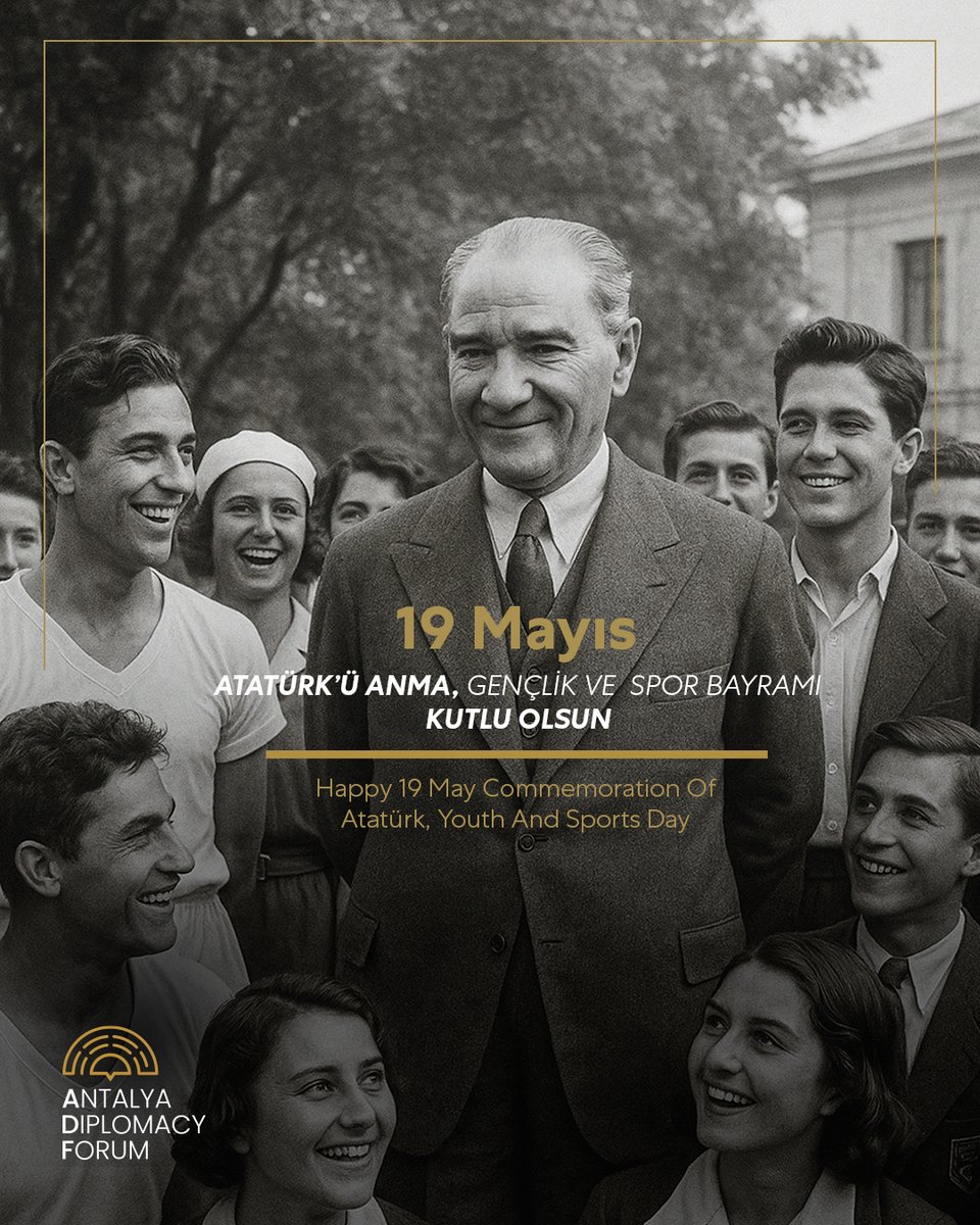 Türkiye Cumhuriyeti’nin kuruluşu yolunda bağımsızlık mücadelesini 19 Mayıs 1919 günü Samsun’dan başlatan ve ülkemizin geleceğini gençlerimize emanet eden Mustafa Kemal Atatürk ve silah arkadaşlarını saygıyla anıyoruz.

We respectfully commemorate Mustafa Kemal Atatürk and his
