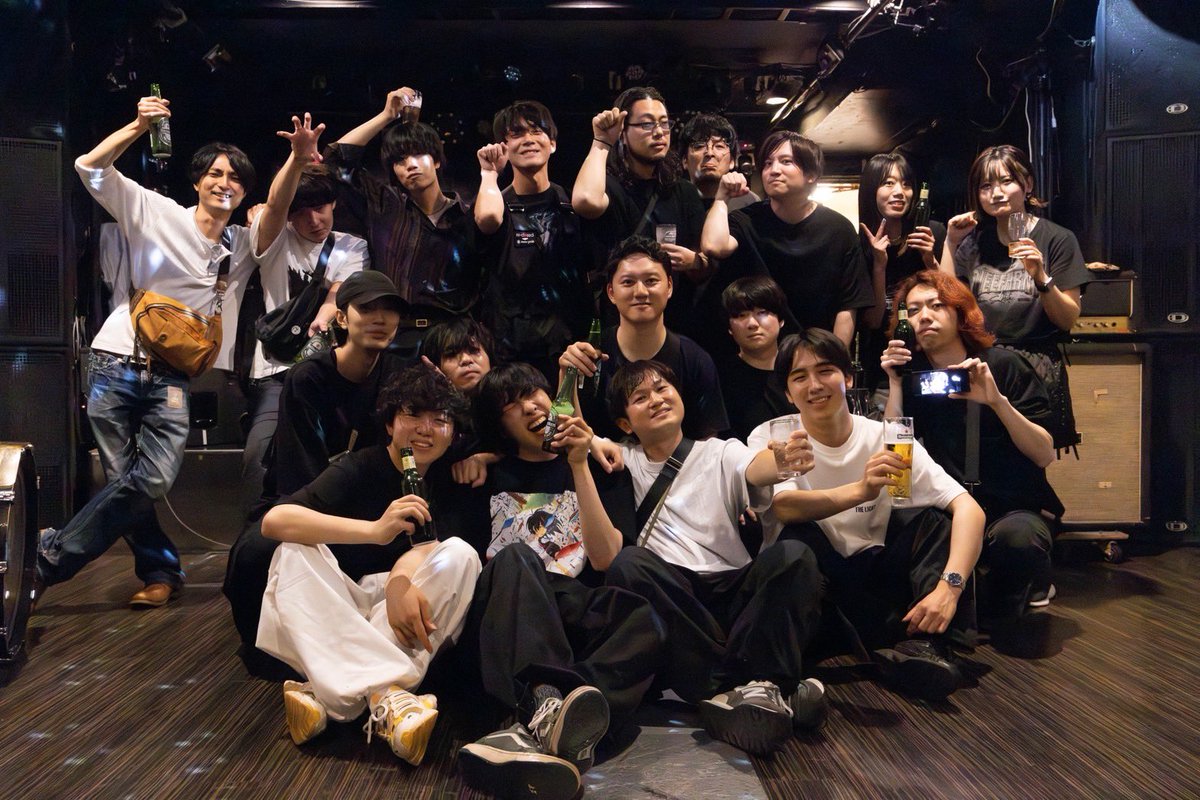 六花(Licca) (@licca_band) on Twitter photo ⛄️六花(Licca)×瞑想欅pre “cool!” ⛄️
出演のPalopuntes. nosuri 1inamillion
共催してくれた瞑想欅
来てくれたお客様
皆様のおかげで初自主企画が素晴らしいイベントになりました。ありがとうございました!!
パロだけタグ付け出来ないのでメンション
<a href="/palopuntes/">Palopuntes.</a> ⛄️六花(Licca)×瞑想欅pre “cool!” ⛄️
出演のPalopuntes. nosuri 1inamillion
共催してくれた瞑想欅
来てくれたお客様
皆様のおかげで初自主企画が素晴らしいイベントになりました。ありがとうございました!!
パロだけタグ付け出来ないのでメンション
<a href="/palopuntes/">Palopuntes.</a>
