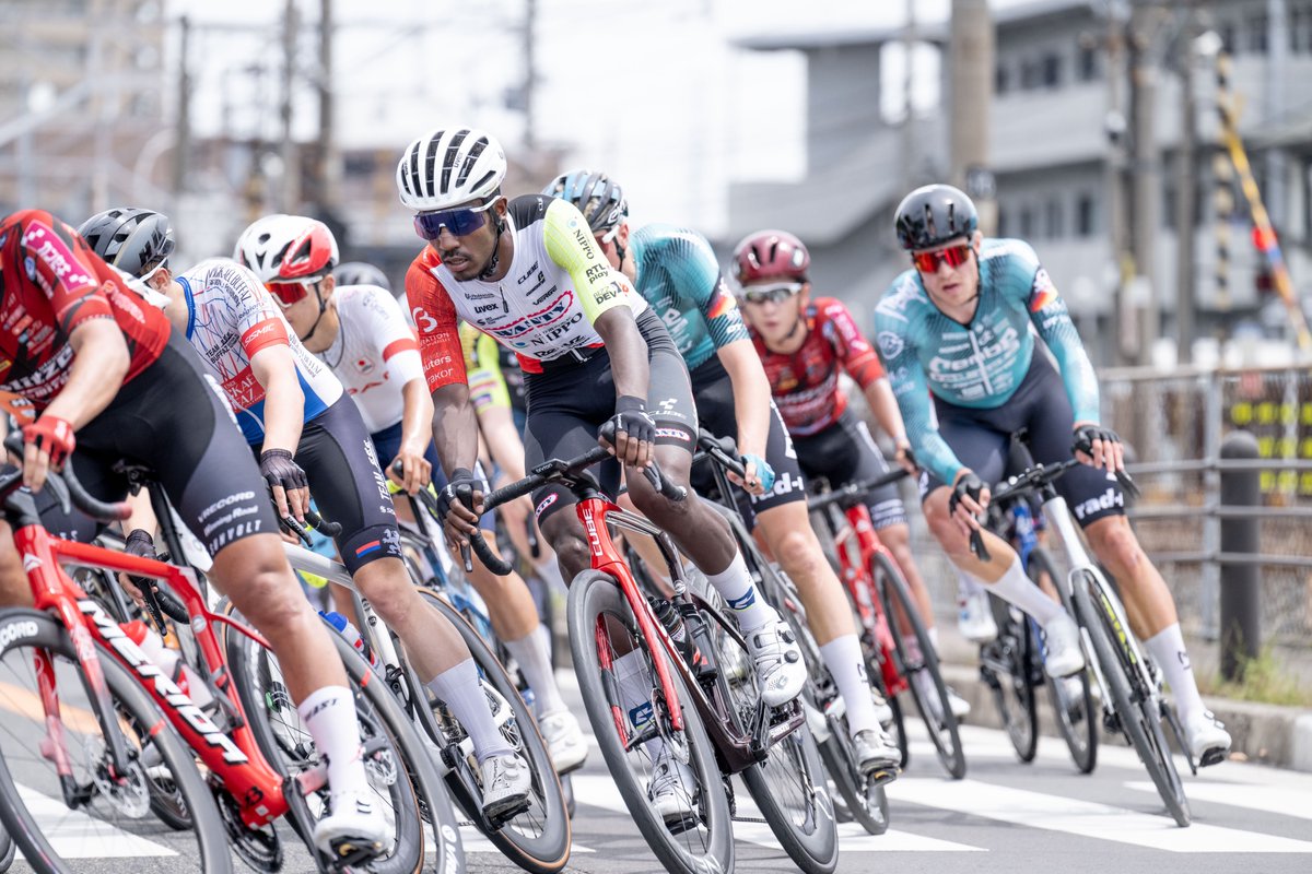 We secure our first top 10 in Tour of Japan 🇯🇵 

Shunsuke Imamura sprinted to 7th place in Kyoto and Mewael Girmay also 13th.