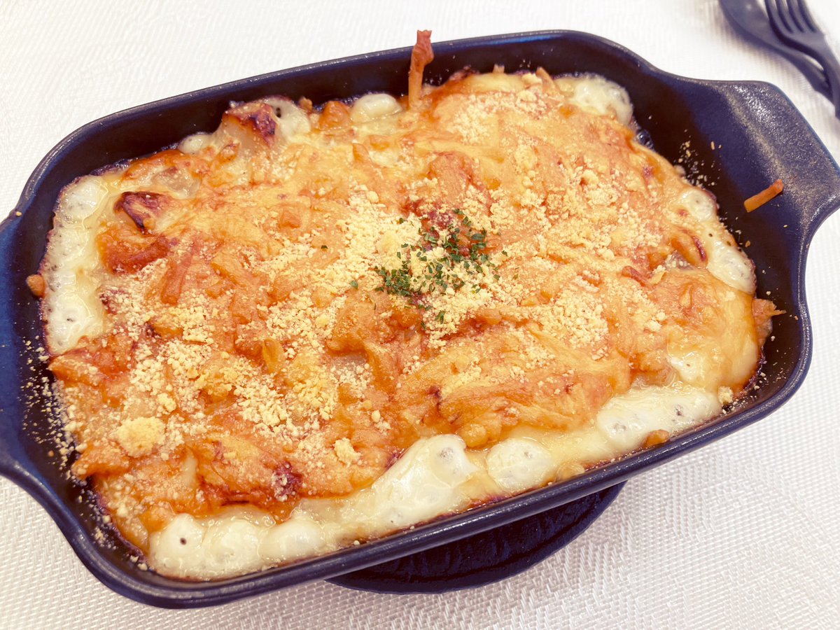 こんな感じかな。
あとはだいたいグラタン焼いてます。

自宅紹介にお付き合いくださり、誠にありがとうございました✨