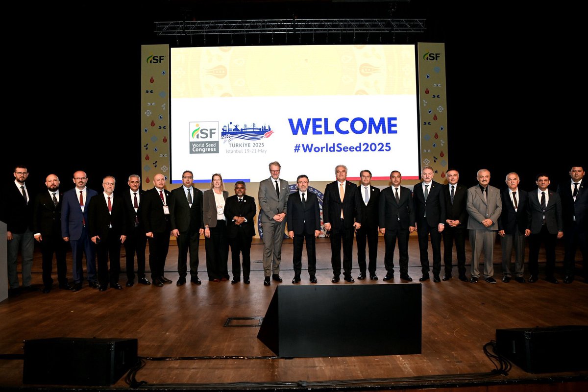 19-21 Mayıs 2025’de gerçekleşecek, tertip komitesinde yer aldığım, Bakanımız Sayın <a href="/ibrahimyumakli/">İbrahim Yumaklı</a> nın açılışına katıldığı, ISF (Uluslararası Tohum Federasyonu) 2025 İSTANBUL Dünya Tohumculuk Kongresine 73 ülkeden 2.000 e yakın temsilci kaydını yaptırdı. <a href="/tsuabiletisim/">TSÜAB</a> <a href="/turktedd/">TÜRKİYE TOHUMCULUK ENDÜSTRİSİ DERNEĞİ</a>