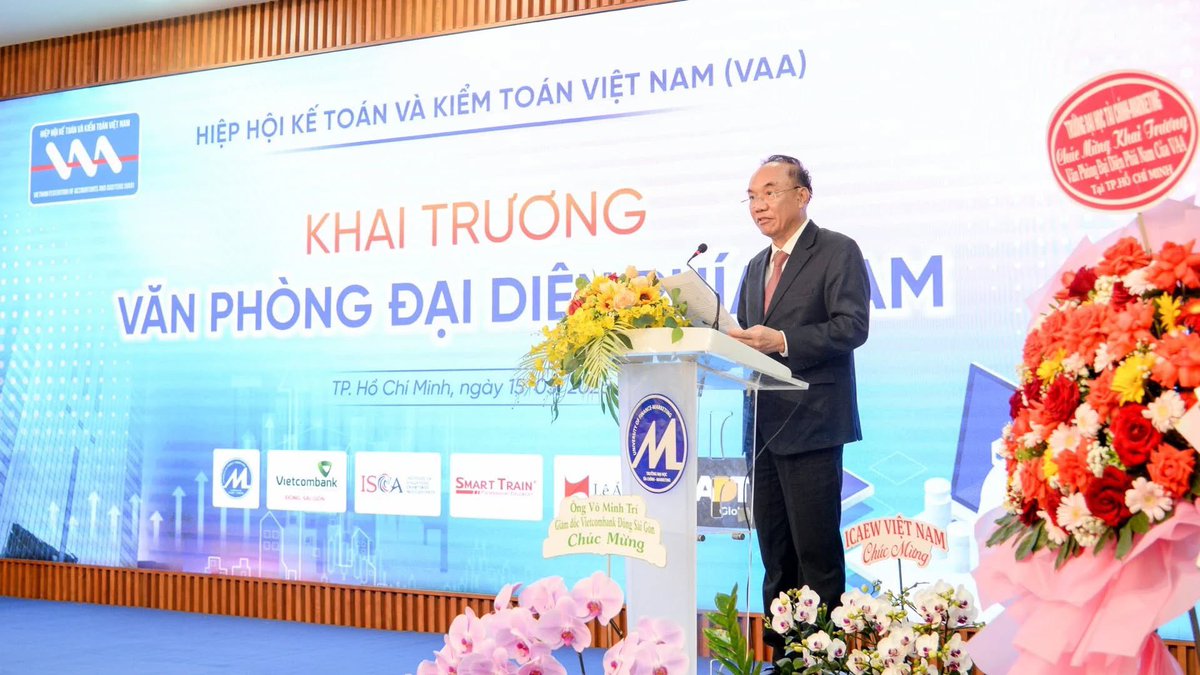 ketoanleanh's tweet photo. 🎉 KẾ TOÁN LÊ ÁNH KÝ KẾT HỢP TÁC CHIẾN LƯỢC CÙNG HIỆP HỘI KẾ TOÁN – KIỂM TOÁN VIỆT NAM (VAA) 🎉

Trong khuôn khổ sự kiện công bố mở văn phòng đại diện tại khu vực phía Nam https://t.co/KydyalT4ie