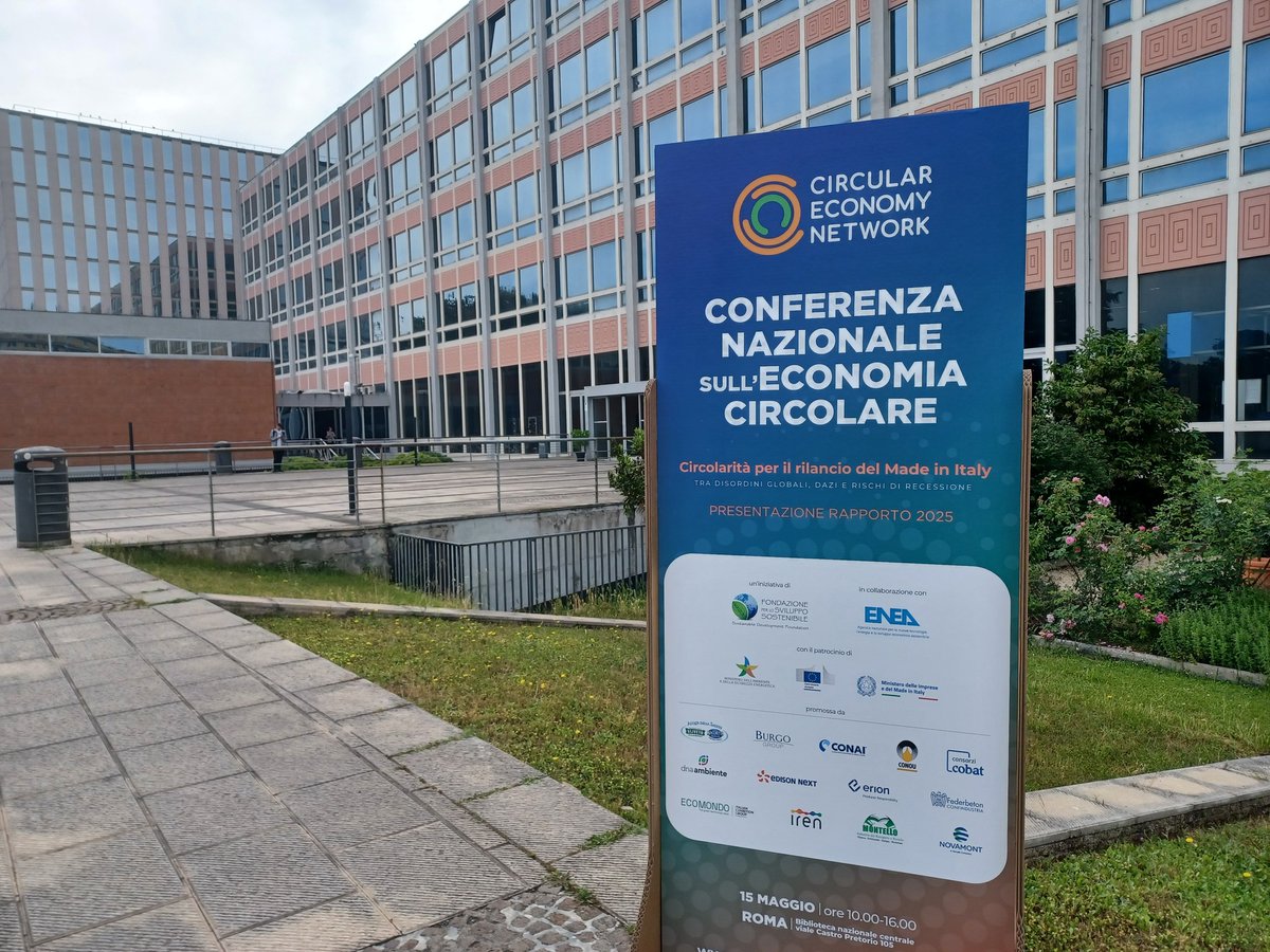ENEA (@eneaofficial) on Twitter photo ♻️Su "Pianeta 2030" del <a href="/Corriere/">Corriere della Sera</a> nell’articolo di #PatriziaVarone si parla dello studio del <a href="/CircularNetwork/">Circular Economy Network</a>, promosso dalla <a href="/susdefItalia/">Fondazione per lo Sviluppo Sostenibile</a> e realizzato con #ENEA, presentato alla settima Conferenza nazionale sull’#economiacircolare.
👉corriere.it/pianeta2030/25…
#CEN2025 <a href="/MASE_IT/">Ministero Ambiente e Sicurezza Energetica</a> ♻️Su "Pianeta 2030" del <a href="/Corriere/">Corriere della Sera</a> nell’articolo di #PatriziaVarone si parla dello studio del <a href="/CircularNetwork/">Circular Economy Network</a>, promosso dalla <a href="/susdefItalia/">Fondazione per lo Sviluppo Sostenibile</a> e realizzato con #ENEA, presentato alla settima Conferenza nazionale sull’#economiacircolare.
👉corriere.it/pianeta2030/25…
#CEN2025 <a href="/MASE_IT/">Ministero Ambiente e Sicurezza Energetica</a>