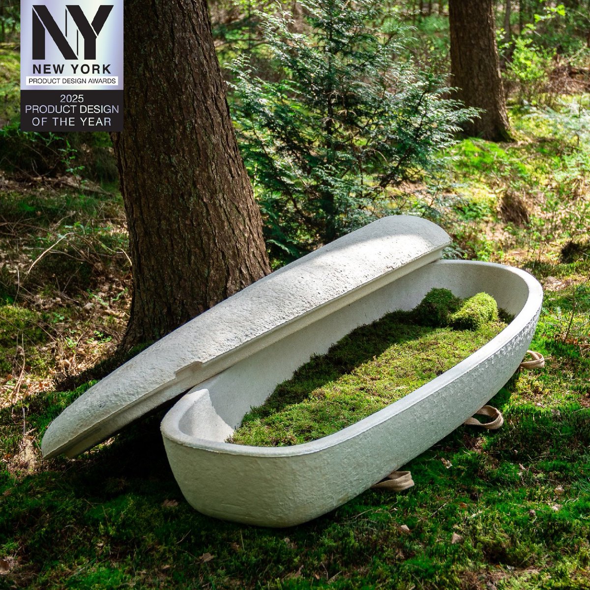 2025 NY PRODUCT DESIGN AWARDS: PRODUCT DESIGN OF THE YEAR 🏆

The World’s First Mushroom Coffin by Loop Biotech

Winner's Page: tinyurl.com/2x96zv9w

#IAA #IAAAwards #Internationalawards #Internationalawardsassociate #NYAwards #NYDesignAwards #NYProductDesignAwards