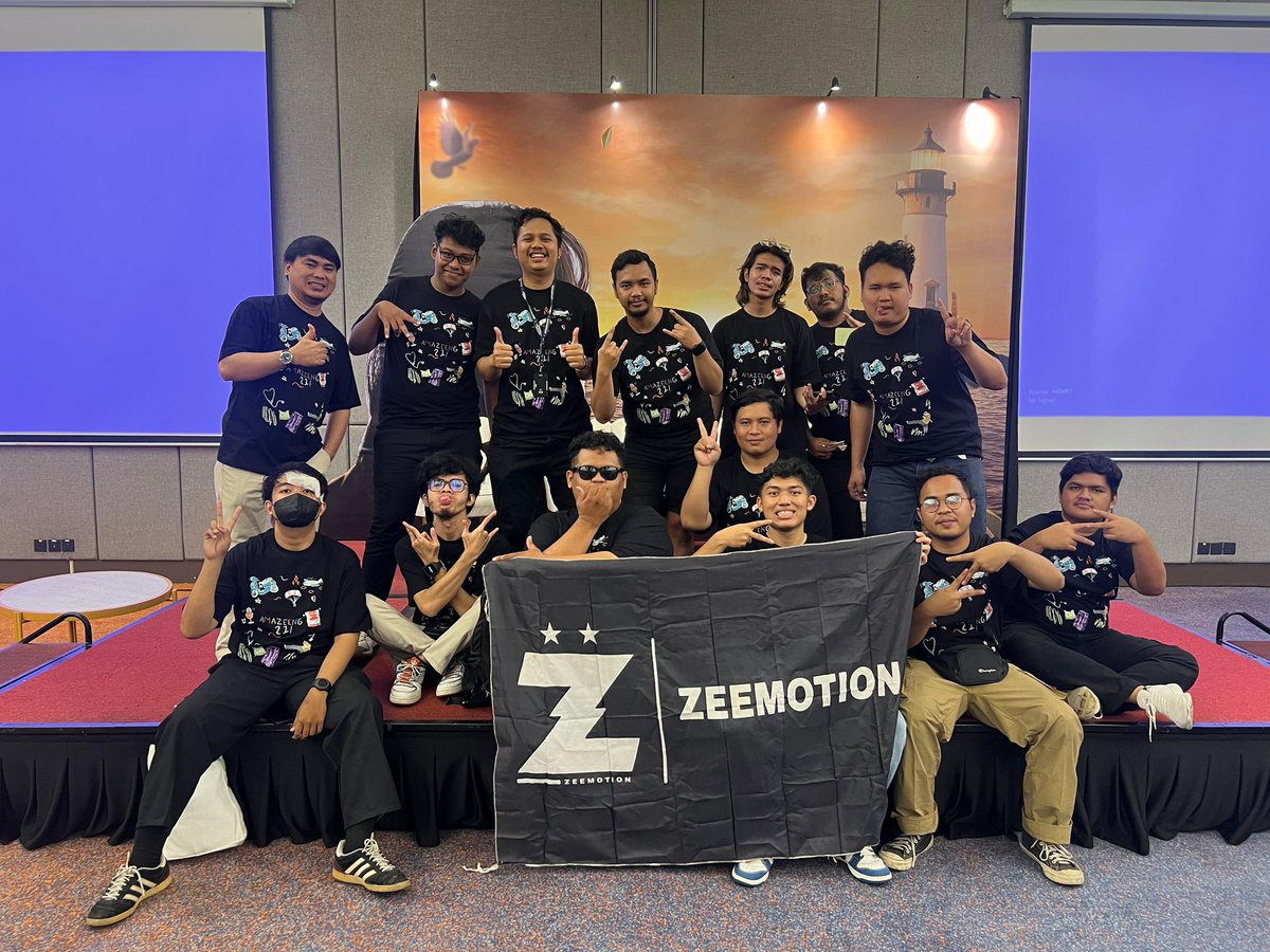 _avesiena_'s tweet photo. Terimakasih untuk hari kemarin semuanya. What an amazing day! 

To @_zeeasadel — our unwavering love, now and always.

#Amazeeng21 #GarisKatarsis https://t.co/JWaCMh7r8A