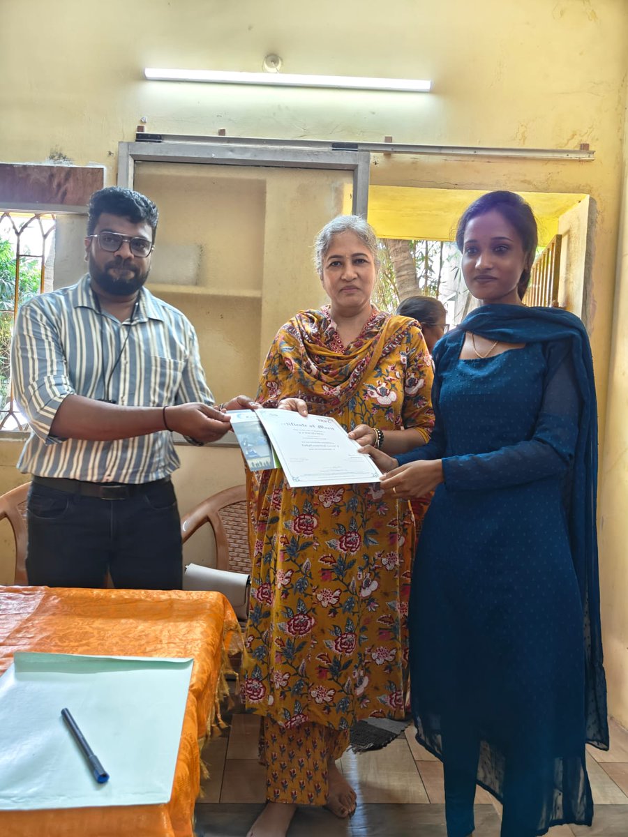 PraizFoundation's tweet photo. We had the honor of hosting a Certificate Distribution Ceremony for a remarkable group of young individuals who successfully completed our Digital Literacy Course, with certifications in MS Office and Tally.

#DigitalLiteracy #YouthEmpowerment #MSOffice #Tally #SocialImpact https://t.co/YUnPg3sgWD