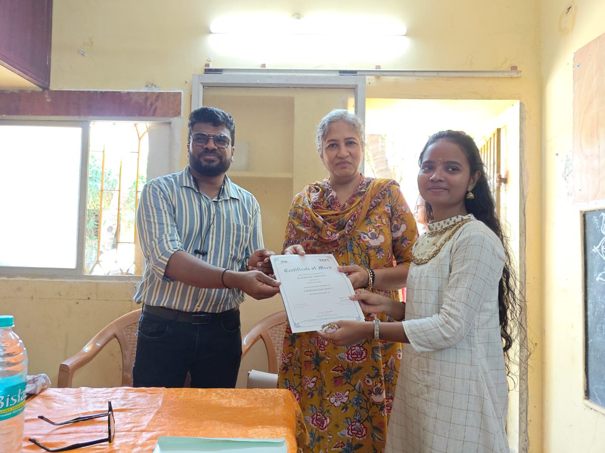 PraizFoundation's tweet photo. We had the honor of hosting a Certificate Distribution Ceremony for a remarkable group of young individuals who successfully completed our Digital Literacy Course, with certifications in MS Office and Tally.

#DigitalLiteracy #YouthEmpowerment #MSOffice #Tally #SocialImpact https://t.co/YUnPg3sgWD