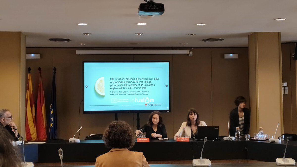 ๐๐๐๐ ๐๐ก๐๐จ๐ฆ๐๐ข๐ก tweet media