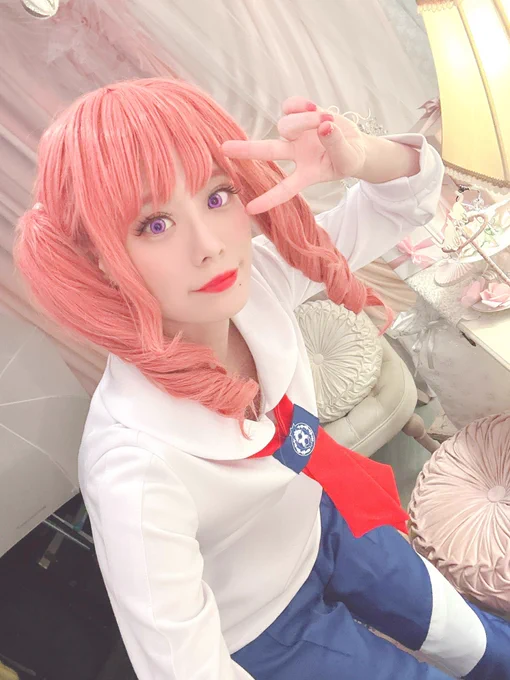 コスプレ ピンク髪の自分のゲームでの主人公も着たよ どっちが似合う〜〜!?