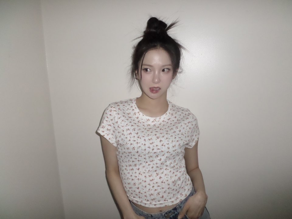 yujinmode's tweet photo. Yujin bubble update 🐰🍓🫧 

 #최유진 #YUJIN   
#Kep1er #케플러 https://t.co/rHG6PEOy0D