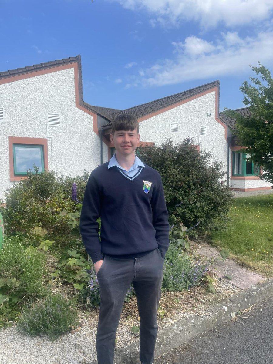 The very best of luck to 5th year student Tomás Carroll who lines out with the Offaly Minor football team in the Leinster Minor football final this evening against Louth. Best of luck to all involved and hopefully a Leinster title will be heading back to Offaly this evening