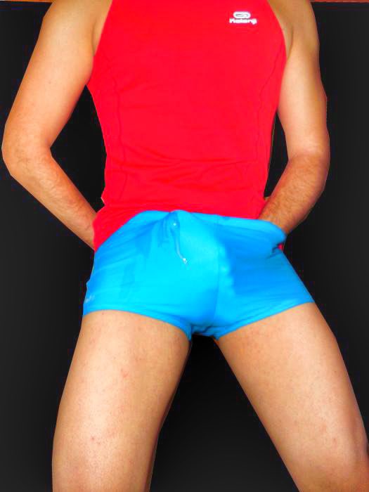 LycraBull's tweet photo. Sometimes it happens #speedos #gaybulge #lycrabull #bulge #cumcontrol #cum @CumAlotXL @incestncumshotz @cummilk6 https://t.co/GXKscnvSzn