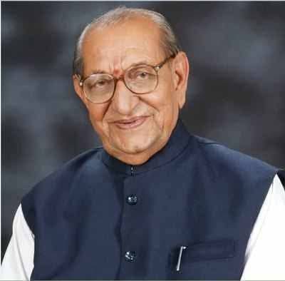 स्वच्छ सादगी की राजनीति के पक्षधर भाजपा के पूर्व प्रदेश अध्यक्ष मन्दसौर संसदीय क्षेत्र के प्रत्येक कार्यकर्ताओं से बेहद स्नेह रखने वाले ,मप्र में भाजपा को मजबूती देने वाले मेरे अग्रज श्रद्धेय स्व. श्री  डॉ लक्ष्मीनारायण जी पांडेय  जी की पुण्यतिथि पर सादर नमन 💐