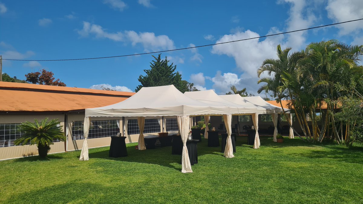 grupo_adya's tweet photo. ¿Algún momento mejor que la #jubilación para celebrar?🎉😊

Hazlo con profesionales.💯😉

👉 Tu idea es nuestro proyecto.

#GrupoAdya #eventostenerife #bodastenerife #eventos2025 #organizaciondebodas #tendenciasbodas #weddingplanner #eventojubilación https://t.co/H5v3JoGM3G