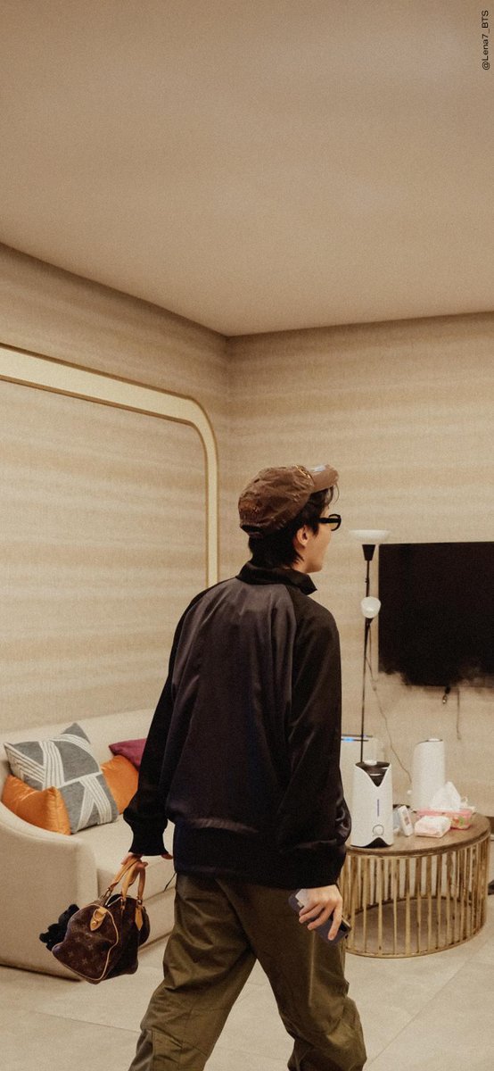 Lena7_BTS's tweet photo. https://t.co/P4Dhb67Rfl