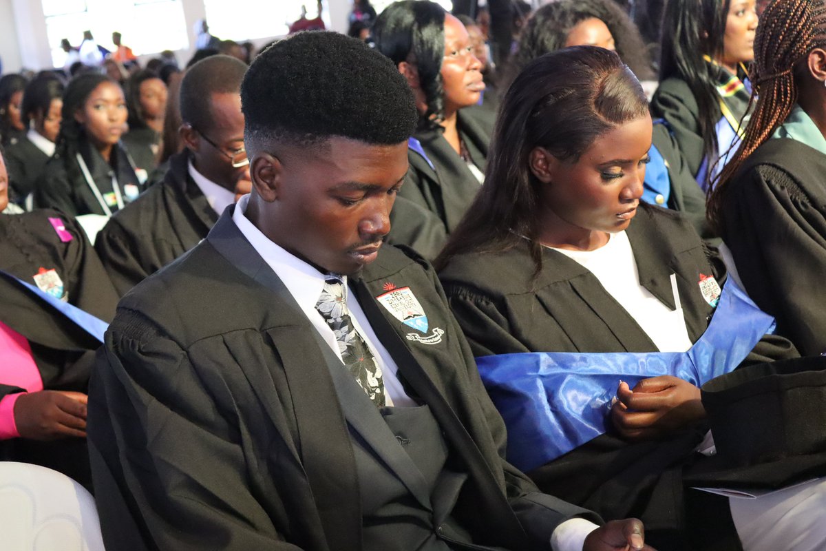 Zimbabwe Ezekiel Guti University tweet media