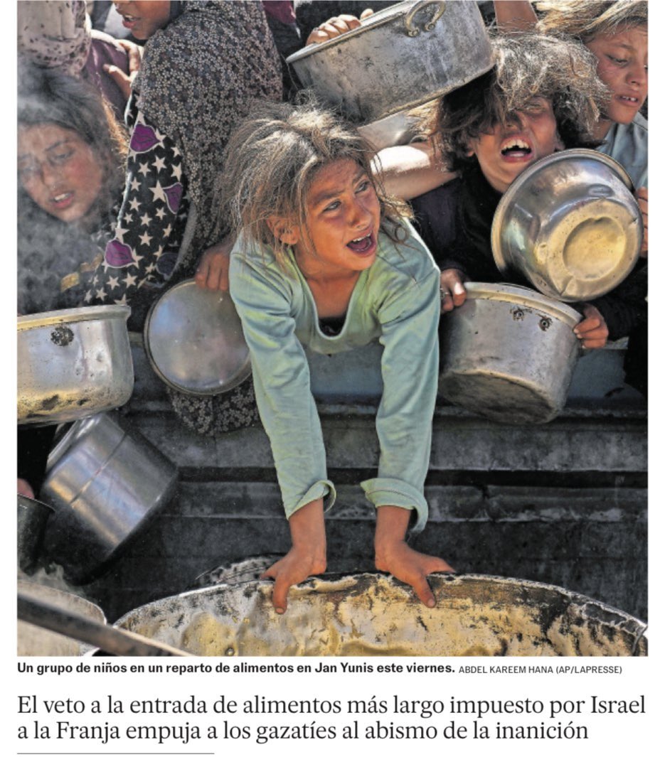 Es Gaza. Cada día. La comida llega con cuentagotas debido al bloqueo israelí.
La población está muriendo de hambre. 
Hay ya 71.000 NIÑOS con desnutrición.
