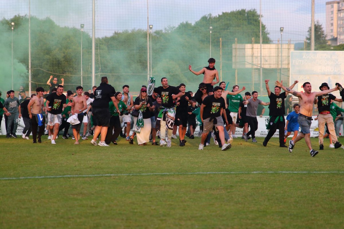 GaliciaMugardos's tweet photo. O rei de copas volveu facelo 💚🔛

Contando os días para volver a onde merecemos estar, polo pobo. Porque renderse non é unha opción.

IMOS VERDES 💚 https://t.co/e4p3NX9tJ7