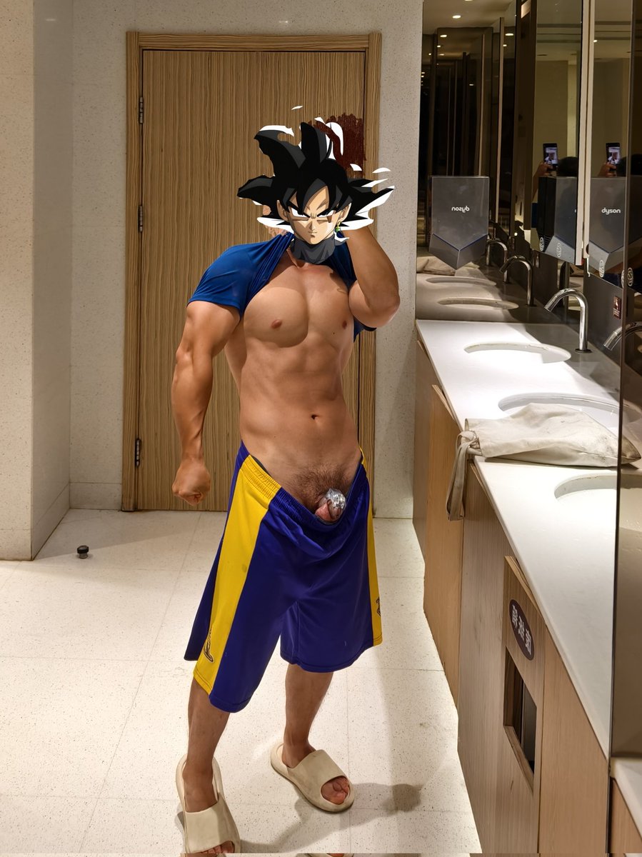 努力增肌的阿布 tweet media