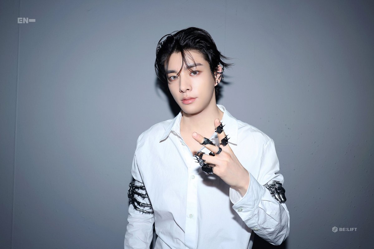 WEVERSE | 250519

#JAKE < DESIRE: UNLEASH Concept Photo MINE ver.> Photo Sketch

#ENHYPEN_MINE #DESIRE_UNLEASH #ENHYPEN_6thMiniAlbum