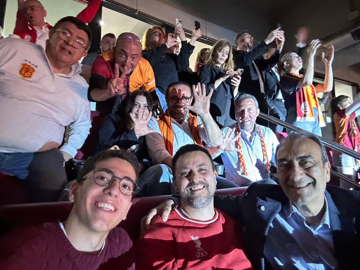 jukowe's tweet photo. Sonra dedim ki iyi ki Galatasaraylıyım 
⭐️ ⭐️ ⭐️ ⭐️ ⭐️ https://t.co/Si6oYVdRXk