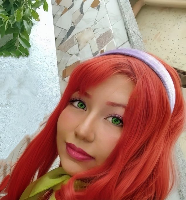 𝒞𝒶𝓉𝓎 ℬ𝓁𝒶𝒸𝓀ℛℴ𝓈ℯ - 💅🏻🐕💚💜🧡 Daphne: @catyblackrose Scooby Doo Wigmaker: @catyblackrose #cosplay #daphne #daphnecosplay #daphneblake #scooby #scoobydoo #scoobydoocosplay #halloween2024 #halloween #cosplaybuzz https://t.co/JYEhjljUXS