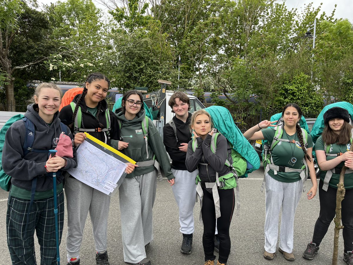 CHSFGDofE's tweet image. Off we go again! Silvers out on our Qualifying @DofE expedition - looking forward to getting some sea air! 🌊☀️