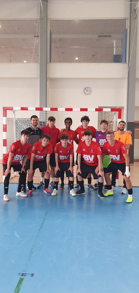 cdlosrosales's tweet photo. Fútbol Sala Xuvenil A:

Club Deportivo Los Rosales Exclusivas Iglesias 4 - Colegio Liceo 4

Penaltis (3-2) Cuartos de final copa

Crónica:
https://t.co/pdL7d4Kvbo

1, 2, 3 ... RO-SA-LES!!

#cdrosales #sala #xuvenil https://t.co/1VjAio92Xu