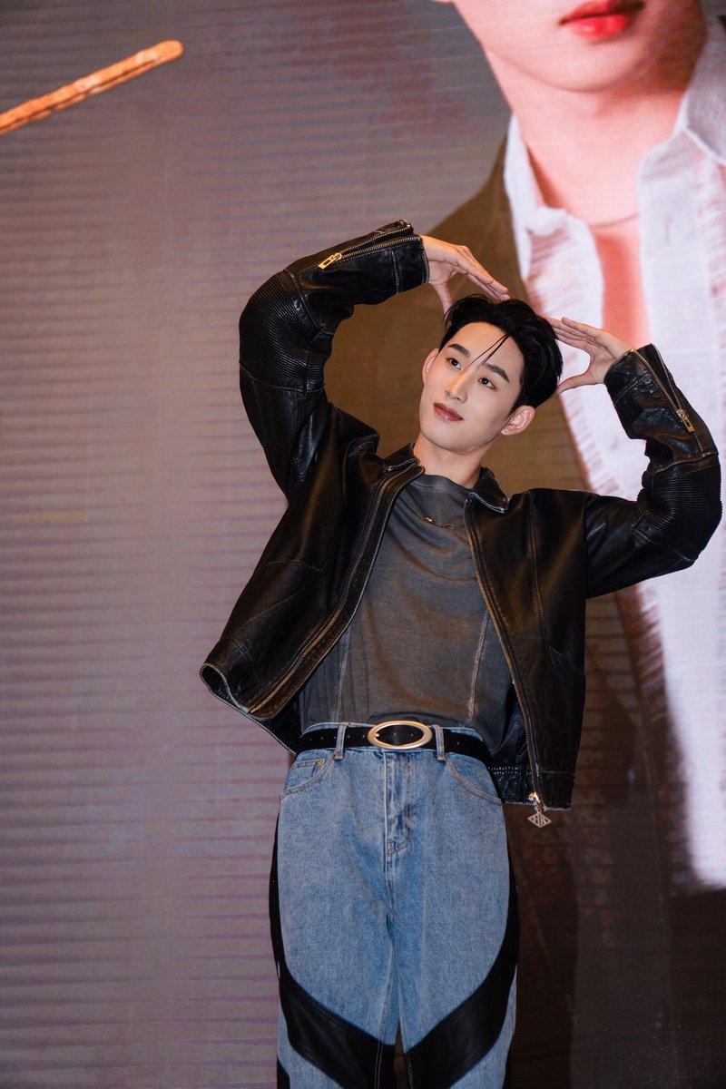 valo_ent tweet media