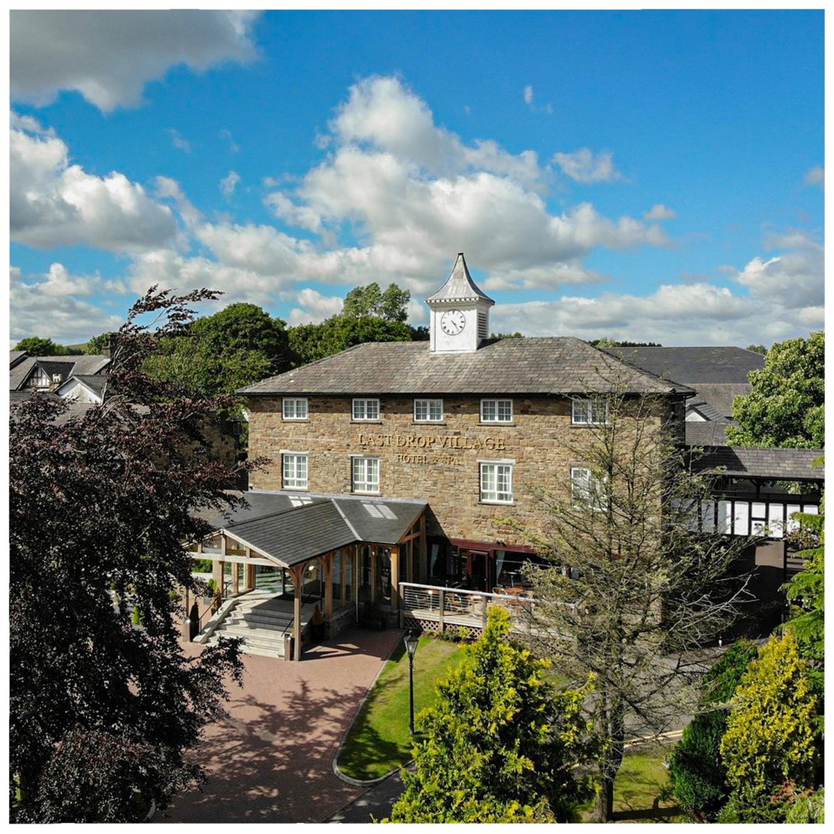 #RecruitmentOpenDay

Join us Tuesday 27th May 2025 in the Penny Farthing Suite.

If you are interested in working for the hotel, join us either 1200–1400 or 1600-1800 to meet with our  Managers, have a chat &amp; interview.

Please bring your CV &amp; proof of right to work in the UK