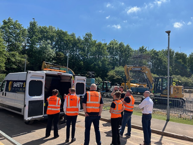 safety_shield's tweet photo. Jimmy and Rob over at the Flannery Operators Skills Hub last week to present our system to them and the RSK Group. 
We were really impressed with their own presentation and core values 💪

#besafebeshielded @FlanneryPlant @RSKGroup https://t.co/wYIcoUPynT