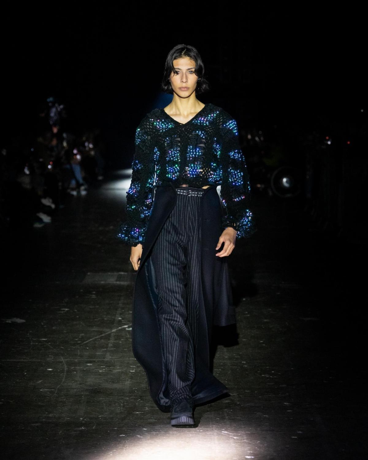 アンリアレイジ TIME テーラードジャケット　激レア　希少モデル　名作 冬のスタンダード、色褪せないアーカイブ。 | Select | The