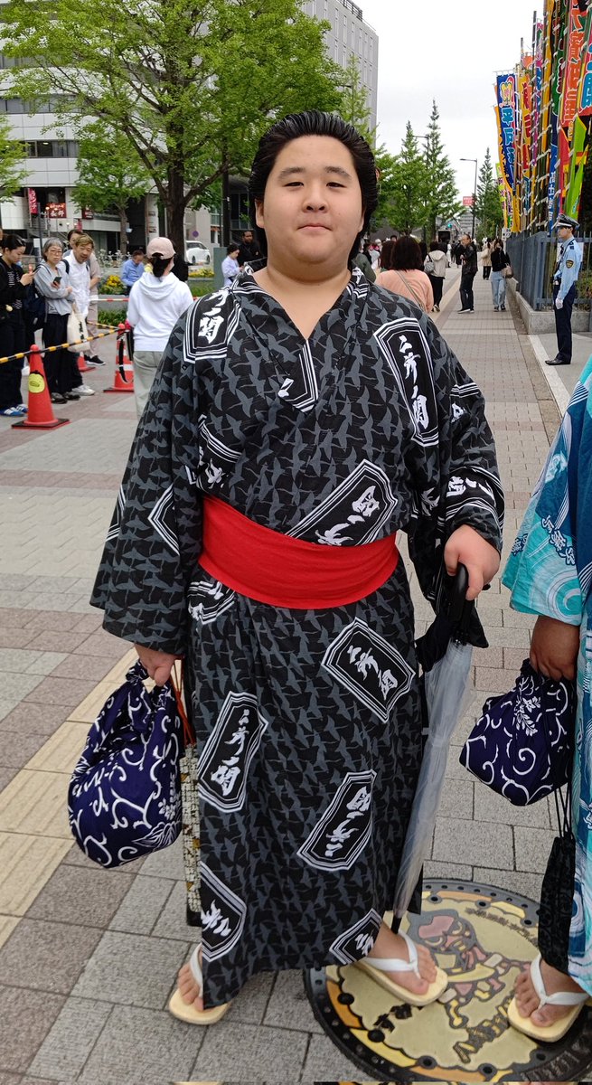 wDCvUfOwO767455's tweet image. 五月場所    九日目
ニ所ノ関部屋
住吉さん
勝ち越しおめでとうございます

#ニ所ノ関部屋