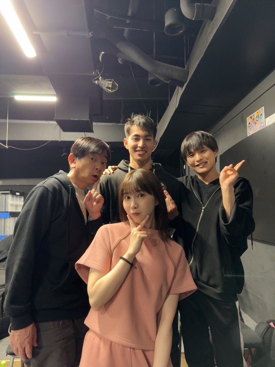 yosuke0327's tweet photo. #夢ぼくろ2025 稽古!
両班ともにあら通しもやり、形になってきました!

ホクロたちはとにかく自由なので、いっぱい考えていっぱい動く!
とりあえず稽古場で1番汗かくよう頑張ります! https://t.co/wjg8HB4QFk