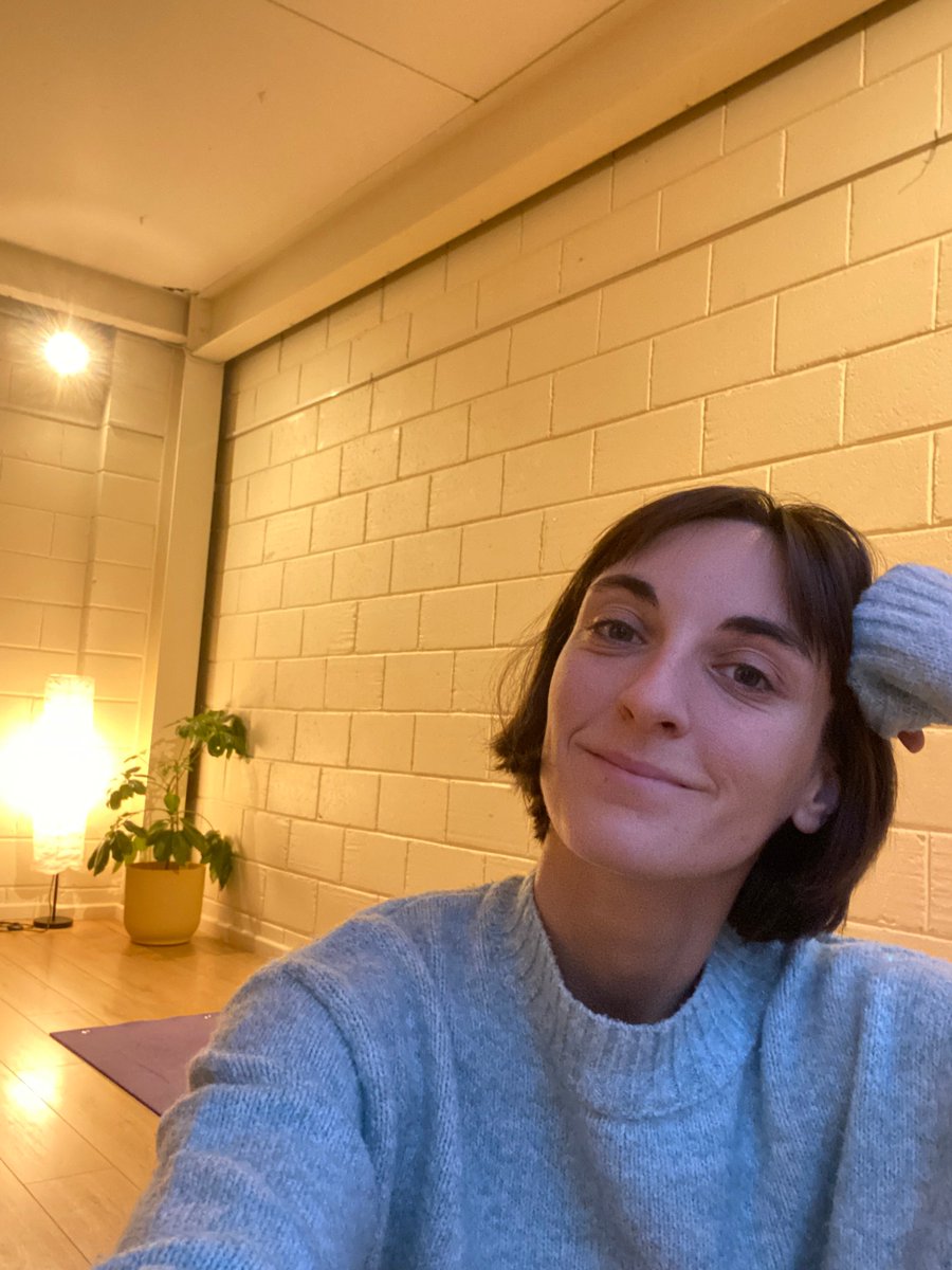 🌸 Meet Lucie Chenet Rea 🌸

Hatha &amp; Yin Yoga teacher helping you stretch, recover &amp; reconnect.

🧘 Yoga for Athletes – Mon 6:30pm
🌙 Yin Yoga – Mon 8pm (next: 14 Apr)

Inclusive, body-aware classes for all levels.

🔗 maitristudio.net/team/lucie-che…

#YinYoga #MaitriStudio