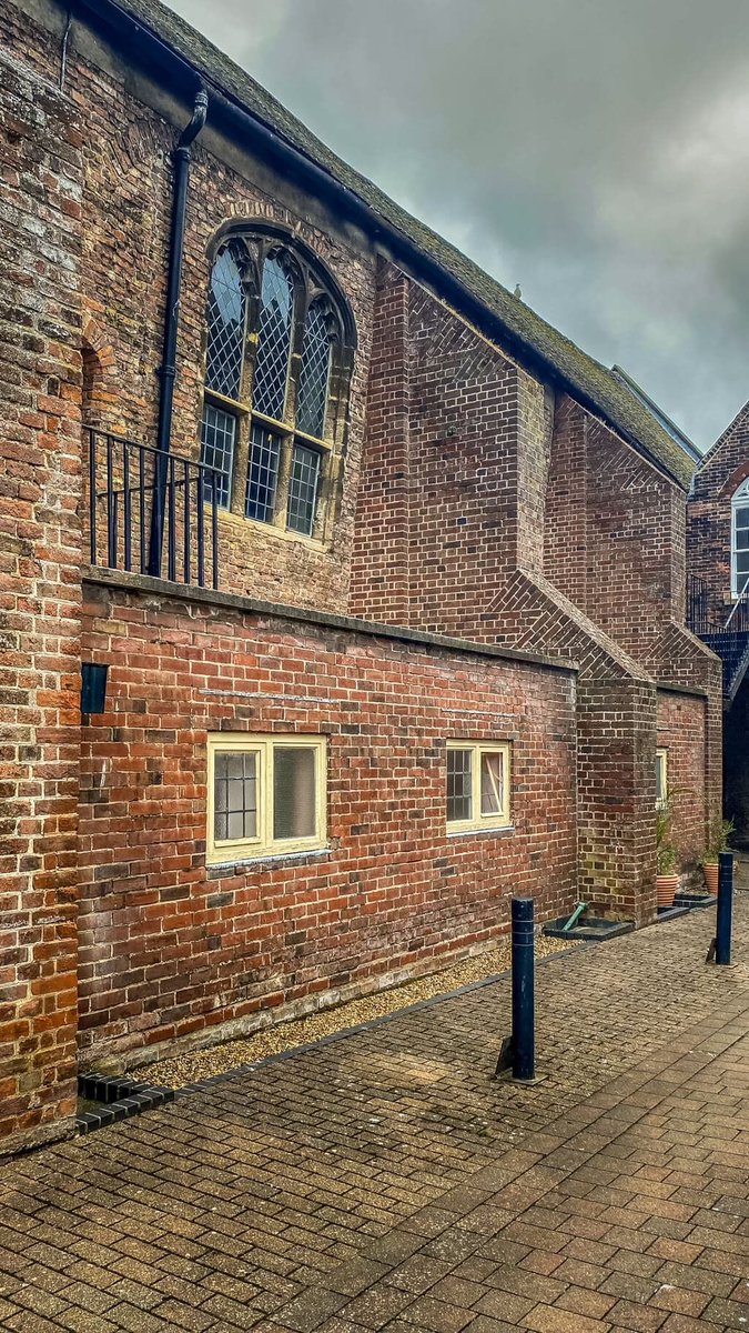 norfolklocal's tweet photo. 🎭 UK’s oldest stage found in King’s Lynn! St George’s Guildhall may have hosted Shakespeare in the 1590s. See this 600-yr-old gem 26 May-Jul. A historic theatre moment! 🕰️🎟️ #KingsLynn #ShakespeareStage #UKTheatreHistory Details: https://t.co/kZiiLbCNOo https://t.co/ZgN0mpfjDq