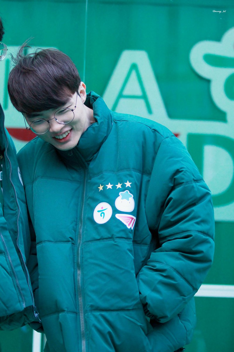roong__lol's tweet photo. 231216 하나T1데이 

#Faker #페이커 https://t.co/g26q5KYYlZ